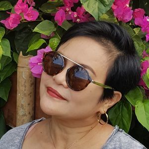 Meet your Posher, Vangie